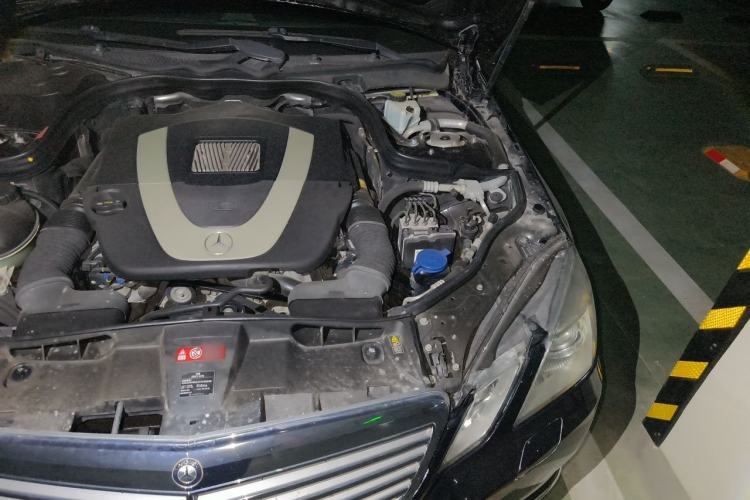 Used Mercedes-Benz E-Class 2012 E 300 L Elegant Model Engine Bay Left