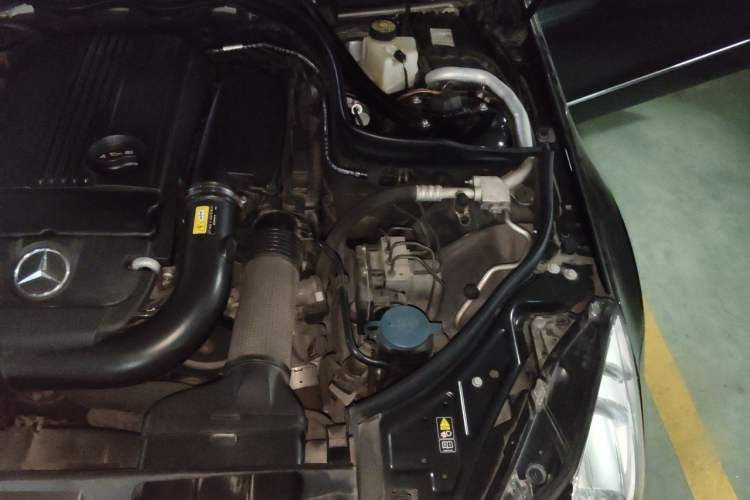 Used Mercedes-Benz E-Class 2012 E 260 CGI Convertible Engine Bay Left