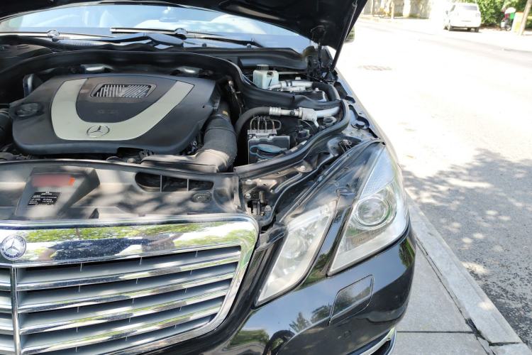 Used Mercedes-Benz E-Class 2012 E 300 L Elegant Model Engine Bay Left
