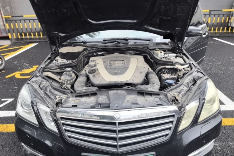 Used Mercedes-Benz E-Class 2012 E 300 L Fashion Model Engine Bay