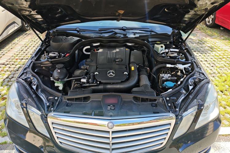 Used Mercedes-Benz E-Class 2012 E 200 L CGI Elegant Model Engine Bay