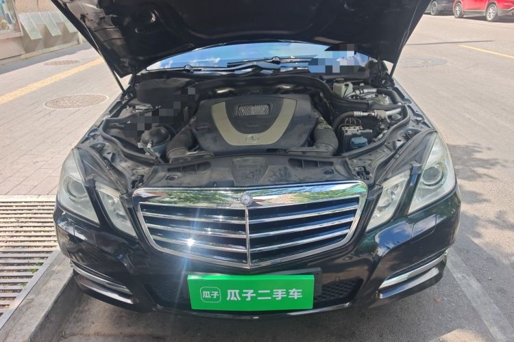Used Mercedes-Benz E-Class 2012 E 300 L Fashion Model Engine Bay