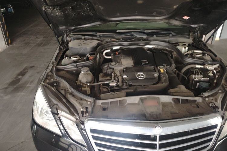 Used Mercedes-Benz E-Class 2012 E 200 L CGI Elegant Model Engine Bay Right