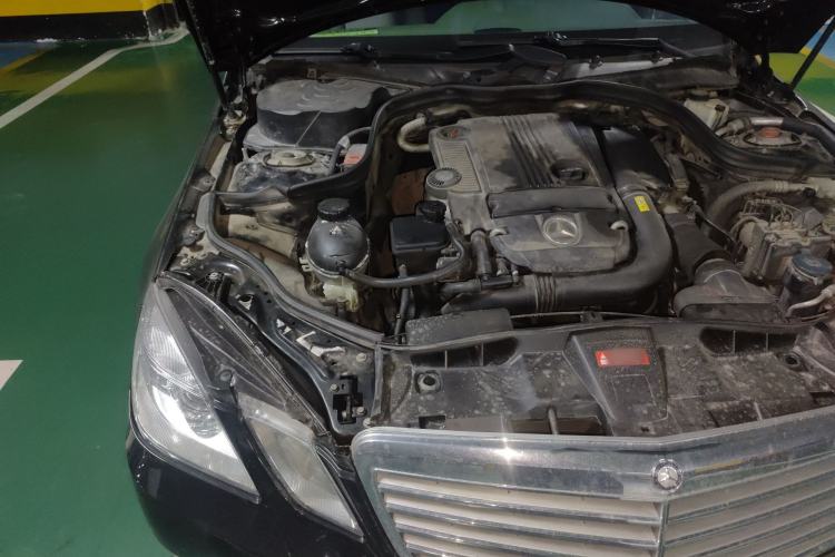 Used Mercedes-Benz E-Class 2012 E 200 L CGI Elegant Model Engine Bay Right