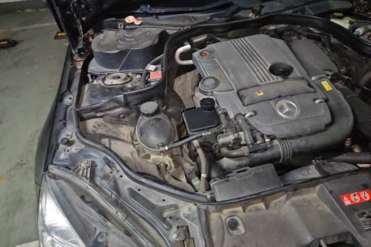 Used Mercedes-Benz E-Class 2012 E 200 L CGI Elegant Model Engine Bay Right