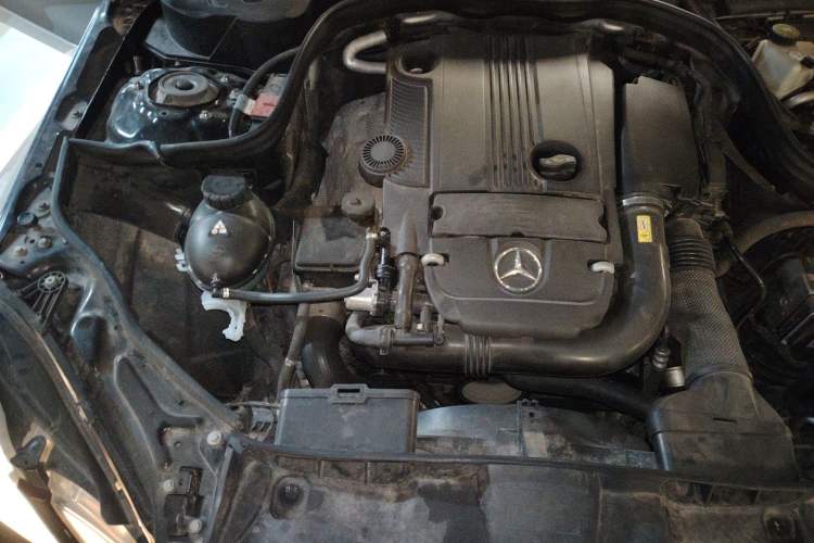 Used Mercedes-Benz E-Class 2012 E 200 L CGI Elegant Model Engine Bay Right