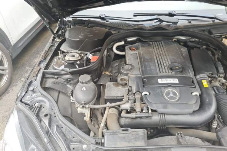 Used Mercedes-Benz E-Class 2012 E 200 L CGI Elegant Model Engine Bay Right