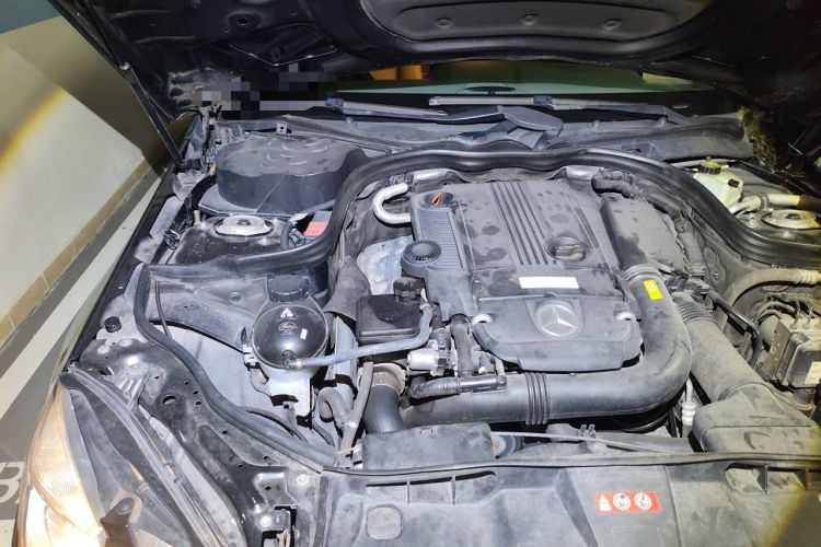 Used Mercedes-Benz E-Class 2012 E 200 L CGI Elegant Model Engine Bay Right