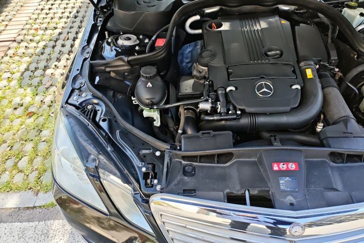 Used Mercedes-Benz E-Class 2012 E 200 L CGI Elegant Model Engine Bay Right
