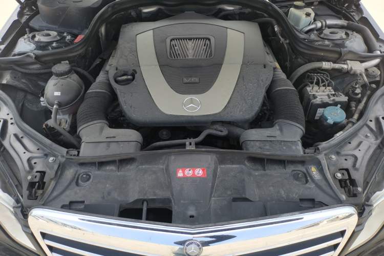 Used Mercedes-Benz E-Class 2012 E 300 L Fashion Model Engine Bay
