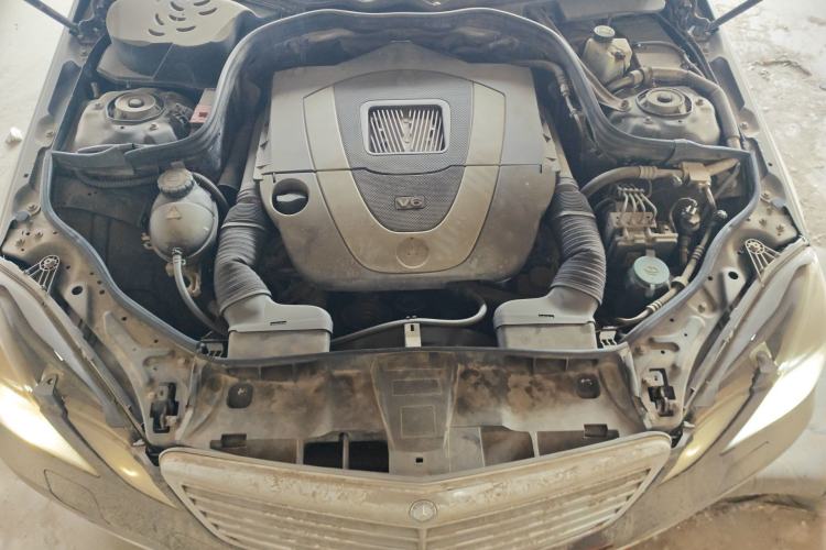 Used Mercedes-Benz E-Class 2012 E 300 L Elegant Model Engine Bay