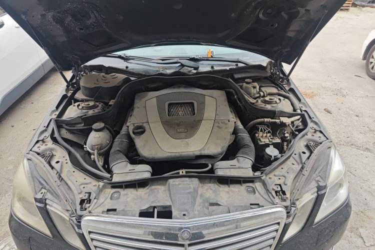 Used Mercedes-Benz E-Class 2012 E 300 L Elegant Model Engine Bay