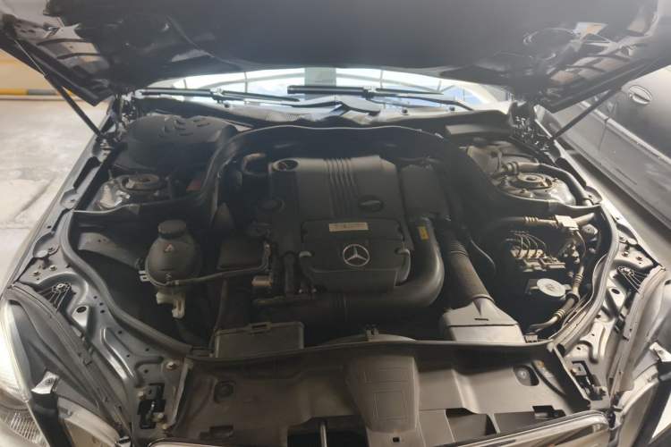 Used Mercedes-Benz E-Class 2012 E 260 L CGI Fashion Model Engine Bay