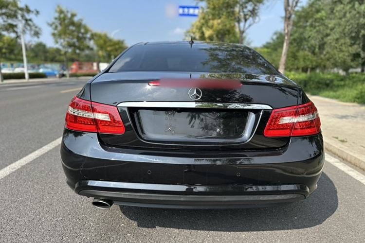 Used Mercedes-Benz E-Class 2012 E 260 CGI Coupe Exterior 3