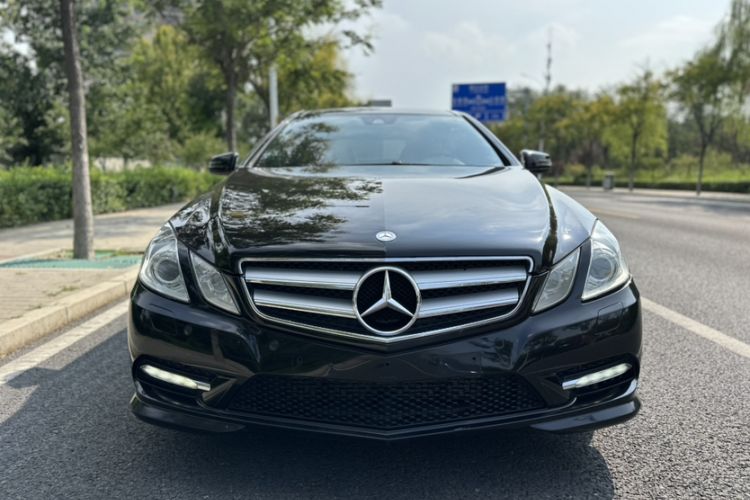 Used Mercedes-Benz E-Class 2012 E 260 CGI Coupe Exterior 4