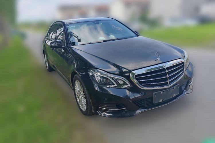 Used Mercedes-Benz E-Class 2012 E 200 L CGI Elegant Model Front Right 45 Deg