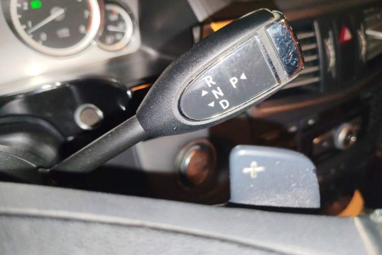 Used Mercedes-Benz E-Class 2012 E 300 L Stylish Luxury Model Gear Lever