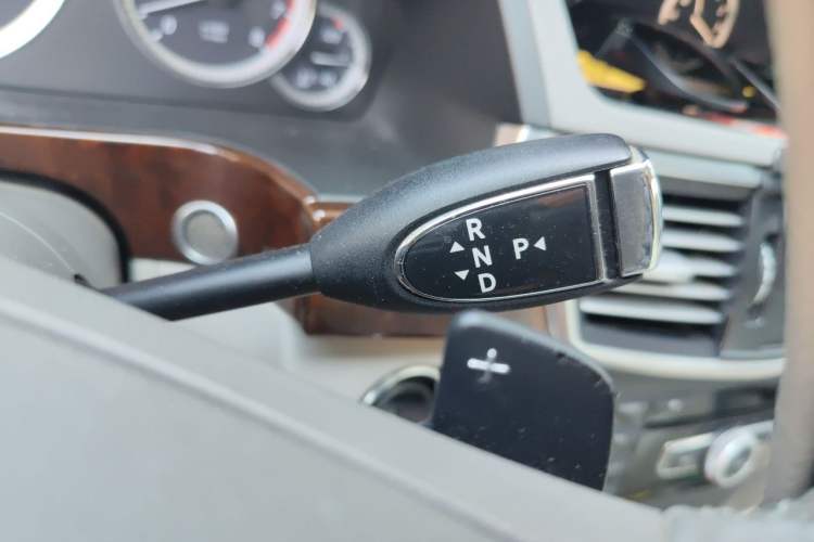 Used Mercedes-Benz E-Class 2012 E 300 L Elegant Model Gear Lever