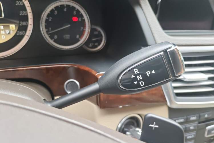 Used Mercedes-Benz E-Class 2012 E 200 L CGI Elegant Model Gear Lever