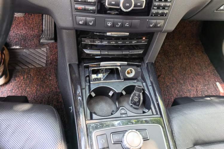 Used Mercedes-Benz E-Class 2012 E 300 L Stylish Luxury Model Gear Lever