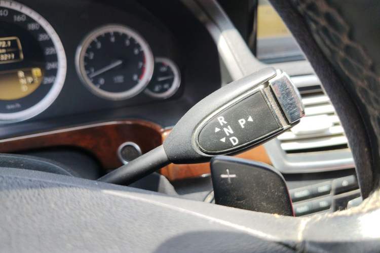 Used Mercedes-Benz E-Class 2012 E 200 L CGI Elegant Model Gear Lever