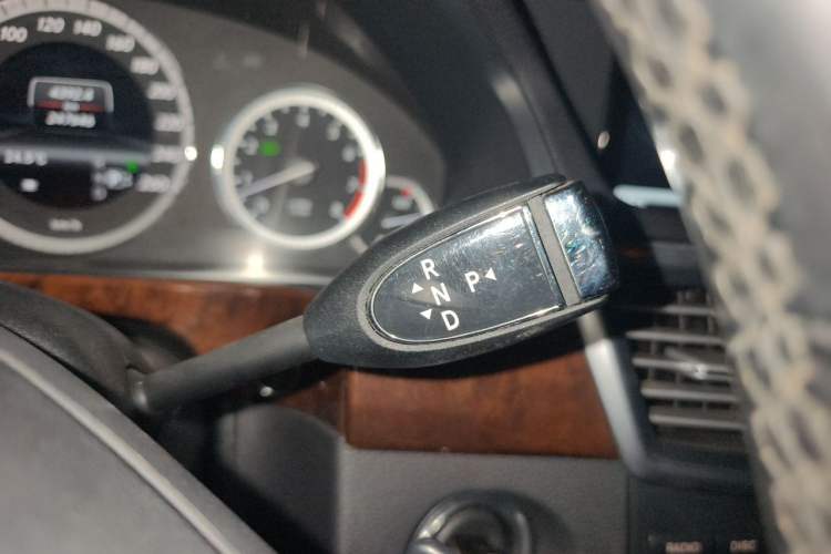 Used Mercedes-Benz E-Class 2012 E 300 L Elegant Model Gear Lever