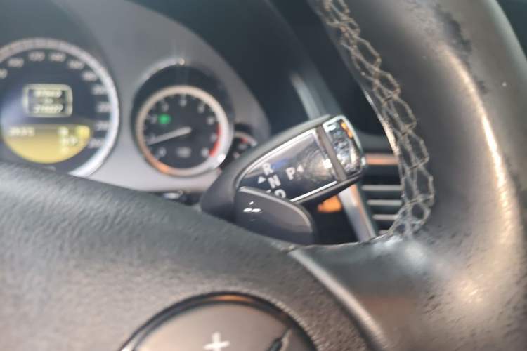 Used Mercedes-Benz E-Class 2012 E 260 L CGI Fashion Model Gear Lever