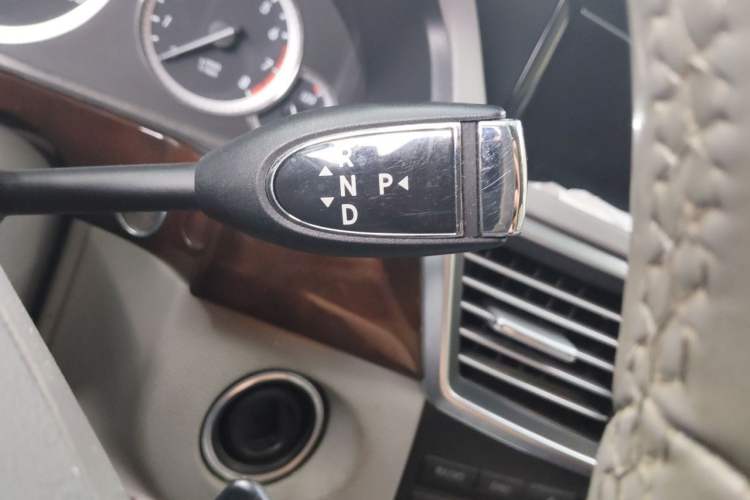 Used Mercedes-Benz E-Class 2012 E 200 L CGI Elegant Model Gear Lever