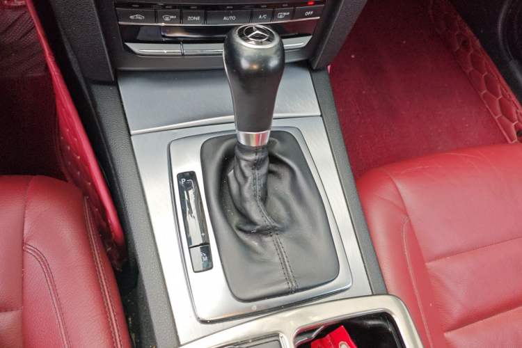 Used Mercedes-Benz E-Class 2012 E 200 CGI Coupe Gear Lever