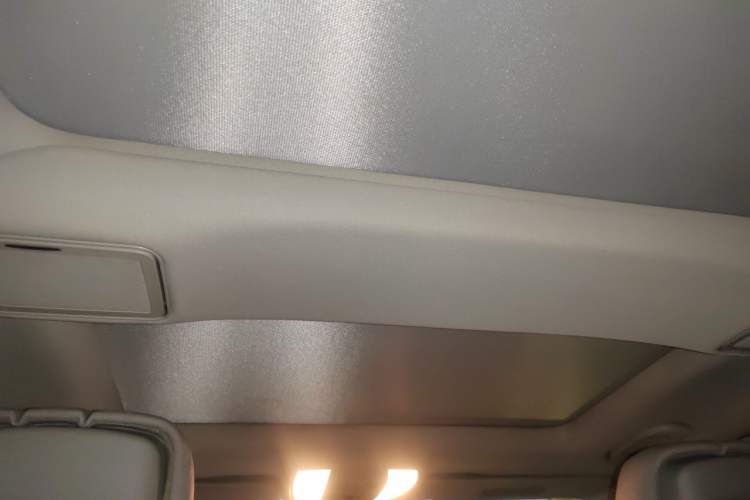 Used Mercedes-Benz E-Class 2012 E 300 L Fashion Model Headliner