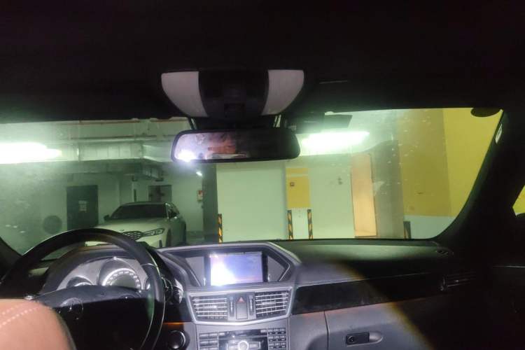 Used Mercedes-Benz E-Class 2012 E 300 L Fashion Model Headliner