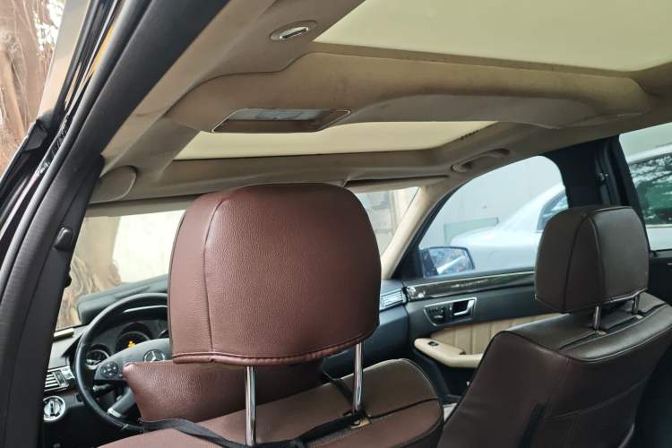 Used Mercedes-Benz E-Class 2012 E 260 L CGI Fashion Model Headliner