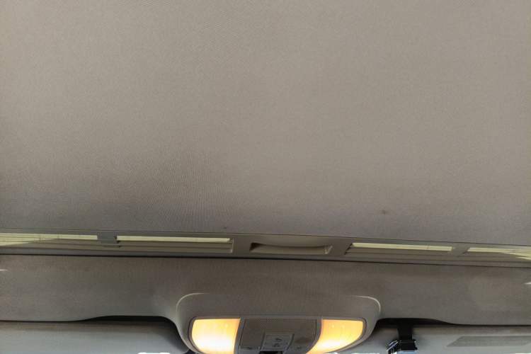 Used Mercedes-Benz E-Class 2012 E 200 L CGI Elegant Model Headliner