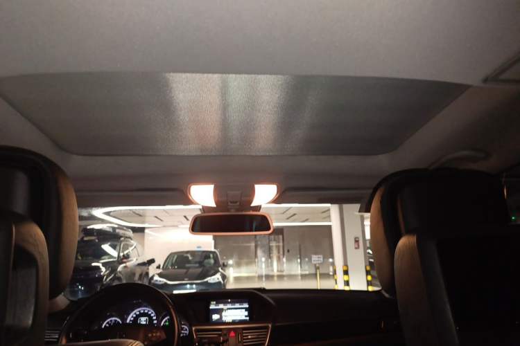 Used Mercedes-Benz E-Class 2012 E 300 L Stylish Luxury Model Headliner