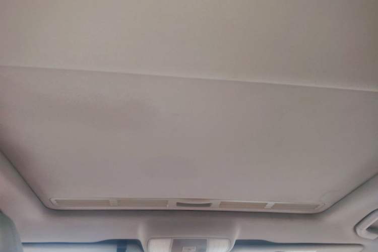 Used Mercedes-Benz E-Class 2012 E 260 L CGI Fashion Model Headliner