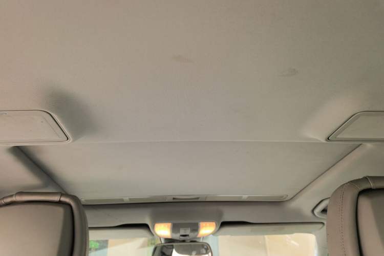 Used Mercedes-Benz E-Class 2012 E 300 L Elegant Model Headliner