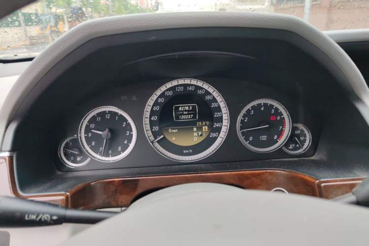Used Mercedes-Benz E-Class 2012 E 300 L Elegant Model Instrument Cluster