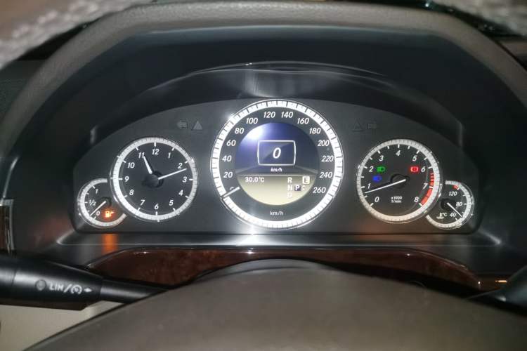 Used Mercedes-Benz E-Class 2012 E 200 L CGI Elegant Model Instrument Cluster
