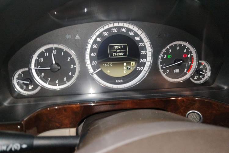 Used Mercedes-Benz E-Class 2012 E 200 L CGI Elegant Model Instrument Cluster