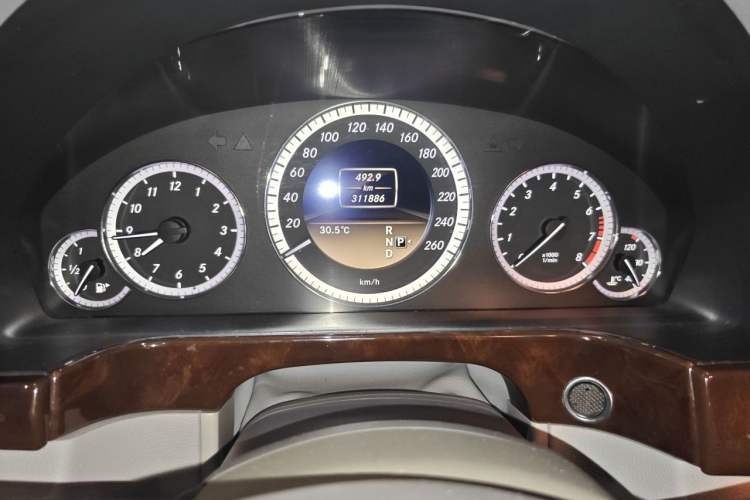 Used Mercedes-Benz E-Class 2012 E 300 L Elegant Model Instrument Cluster