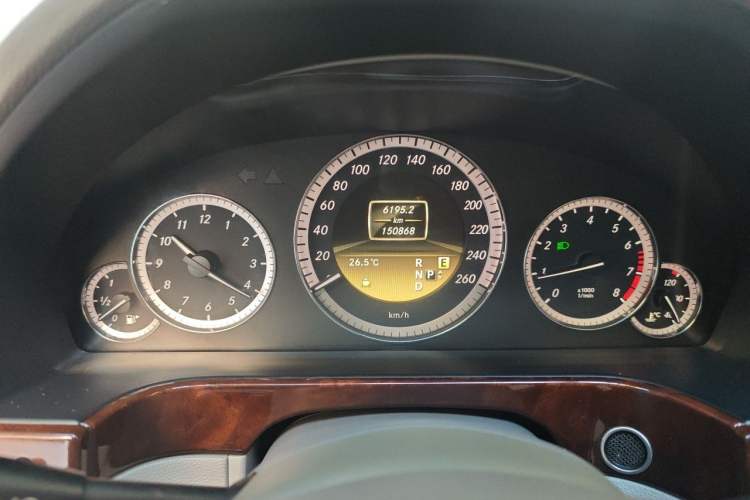 Used Mercedes-Benz E-Class 2012 E 300 L Elegant Model Instrument Cluster