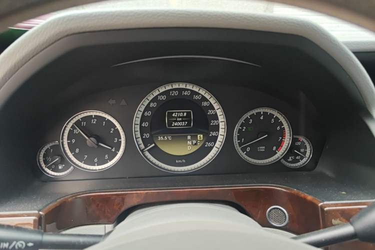 Used Mercedes-Benz E-Class 2012 E 300 L Elegant Model Instrument Cluster