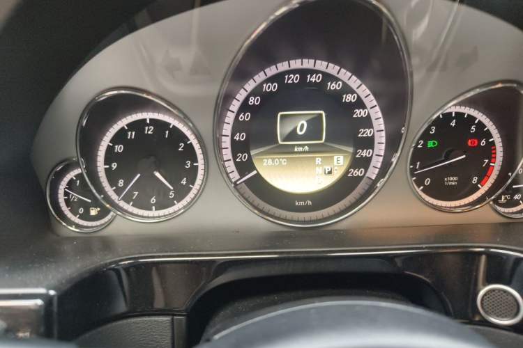 Used Mercedes-Benz E-Class 2012 E 260 L CGI Fashion Model Instrument Cluster