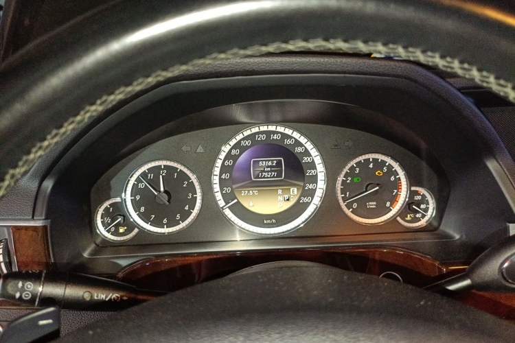 Used Mercedes-Benz E-Class 2012 E 300 L Elegant Model Instrument Cluster