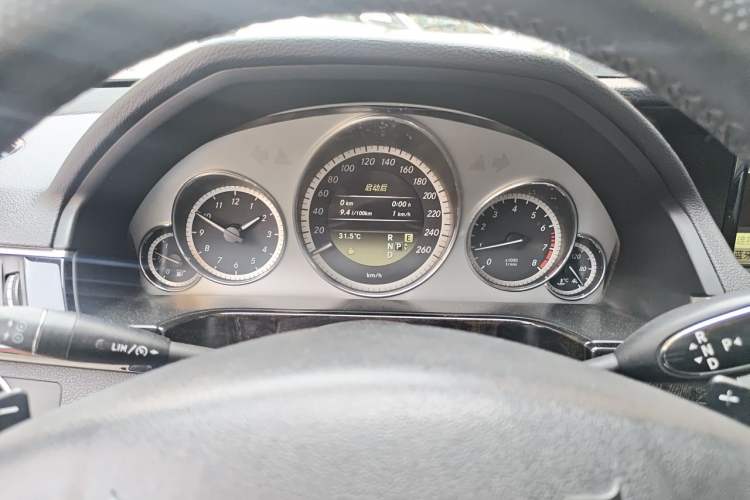 Used Mercedes-Benz E-Class 2012 E 260 L CGI Fashion Model Instrument Cluster