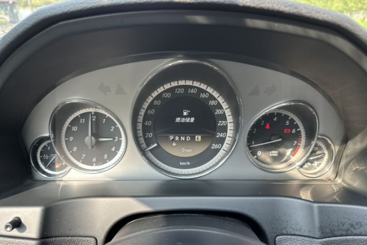 Used Mercedes-Benz E-Class 2012 E 260 CGI Coupe Interior 3