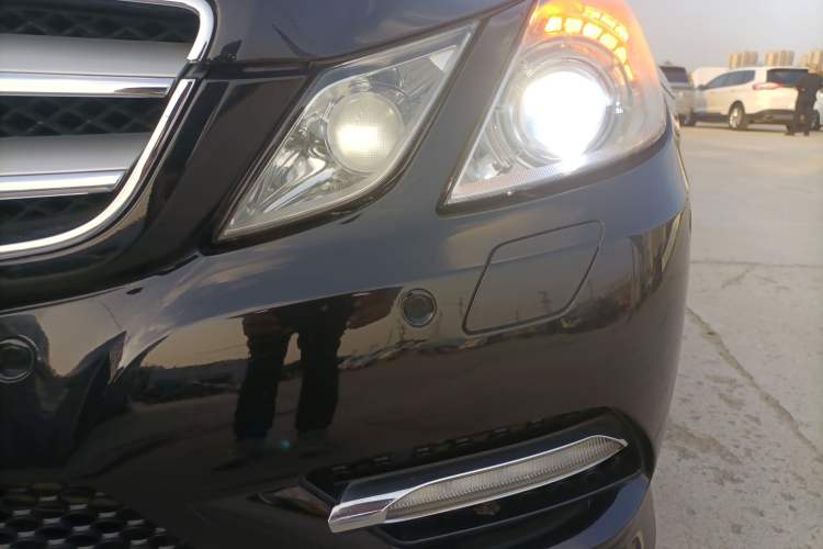 Used Mercedes-Benz E-Class 2012 E 260 CGI Coupe Left Front Headlight
