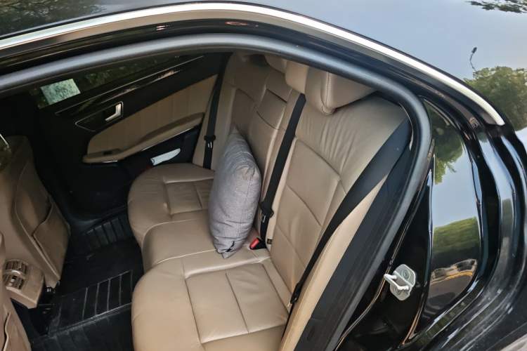 Used Mercedes-Benz E-Class 2012 E 260 L CGI Fashion Model Left Rear Seat