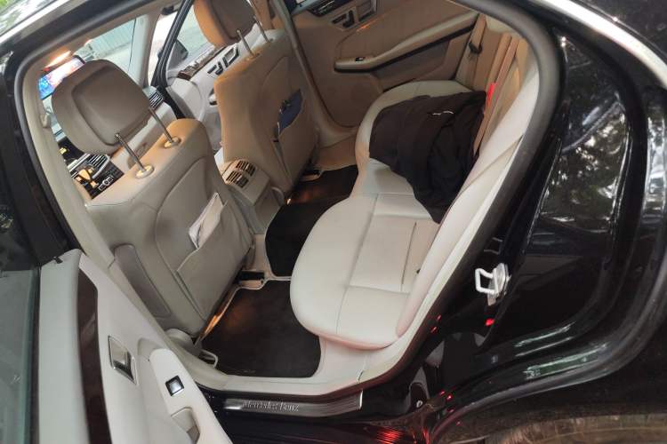 Used Mercedes-Benz E-Class 2012 E 200 L CGI Elegant Model Left Rear Seat