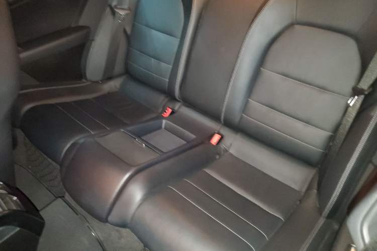 Used Mercedes-Benz E-Class 2012 E 200 CGI Coupe Left Rear Seat